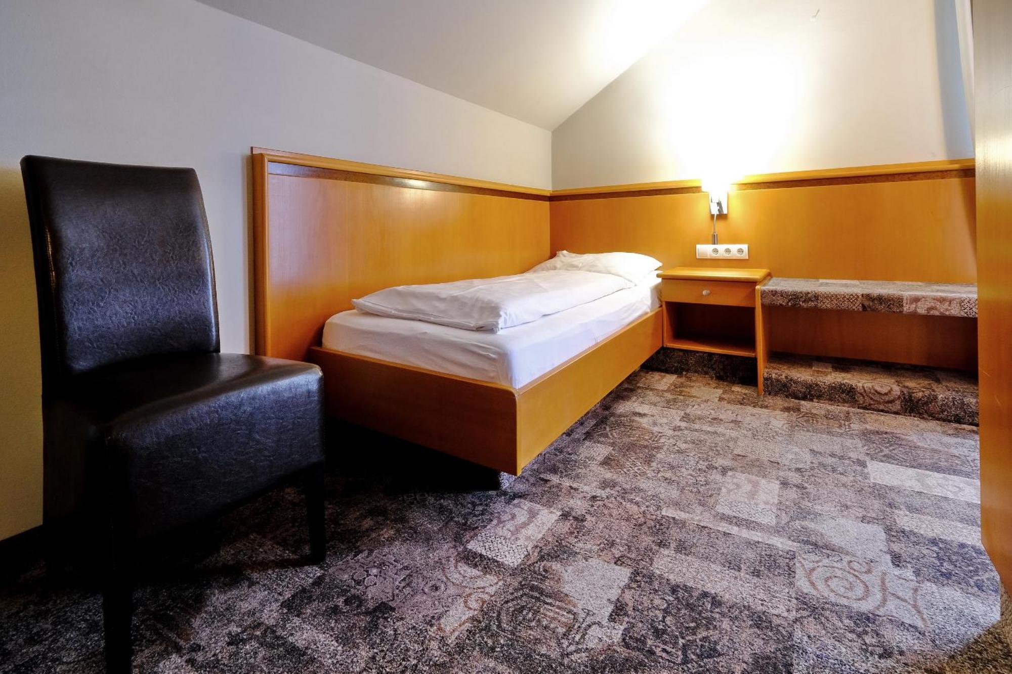 Hotel Beethoven Hinterbruehl Exterior photo