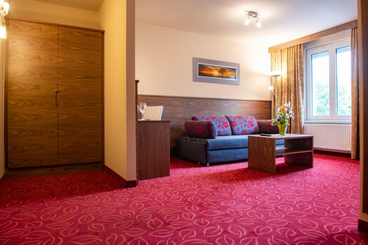 Hotel Beethoven Hinterbruehl Exterior photo